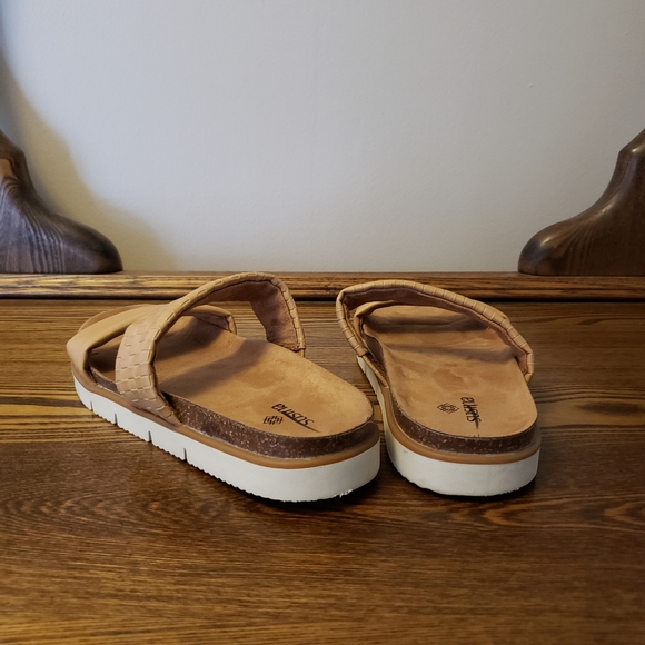 Susina Women's Luisa Sandal Brown 7.5M - Picture 2 of 5